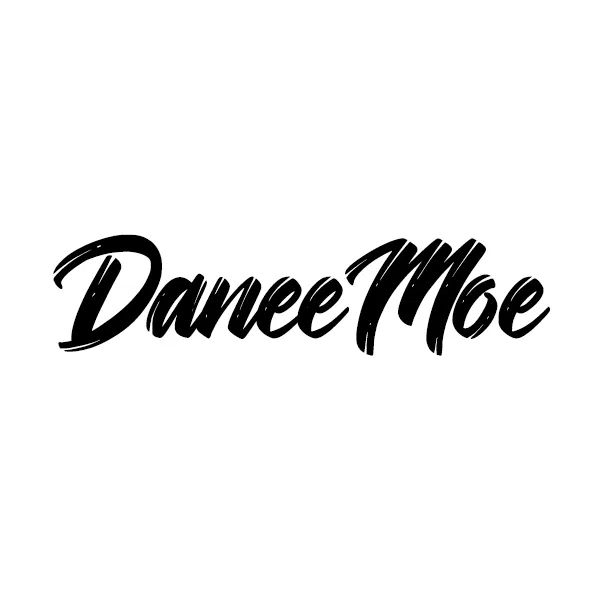 Daneemoe Logo