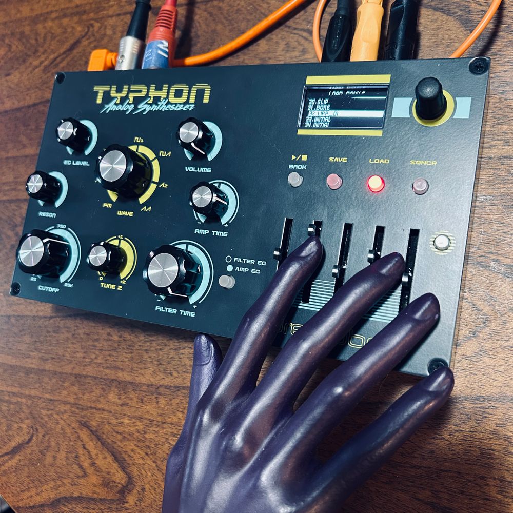 Arte de Dreadbox Typhon Loops